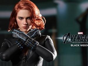 Asyiknya Mengkoleksi Action Figure Hot Toys